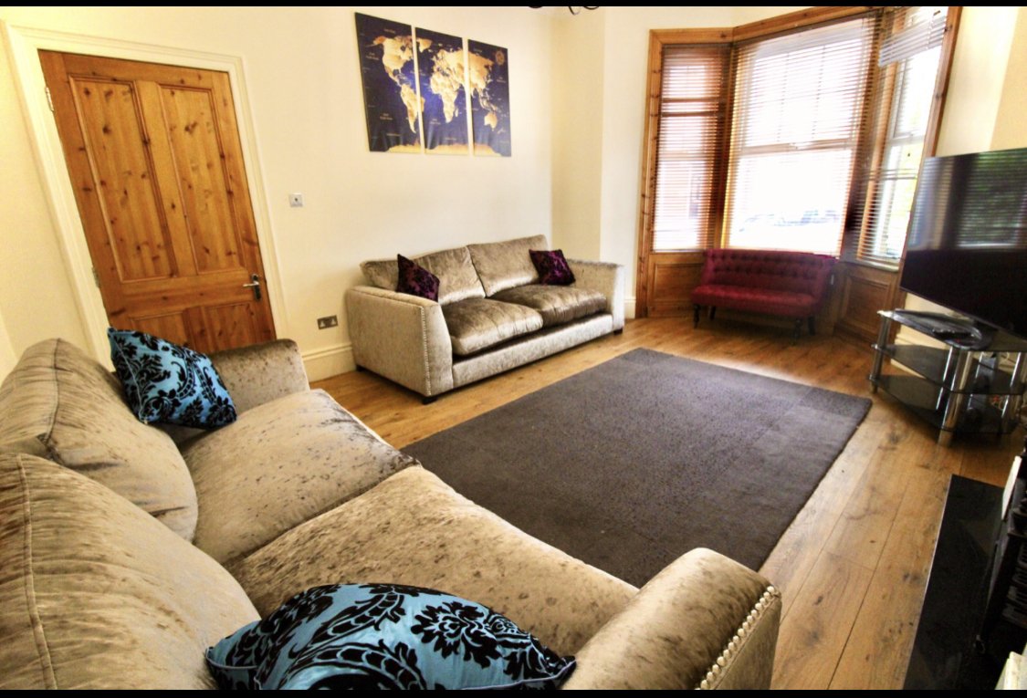 76 Osborne Avenue. Jesmond. Jesmond Student Houses