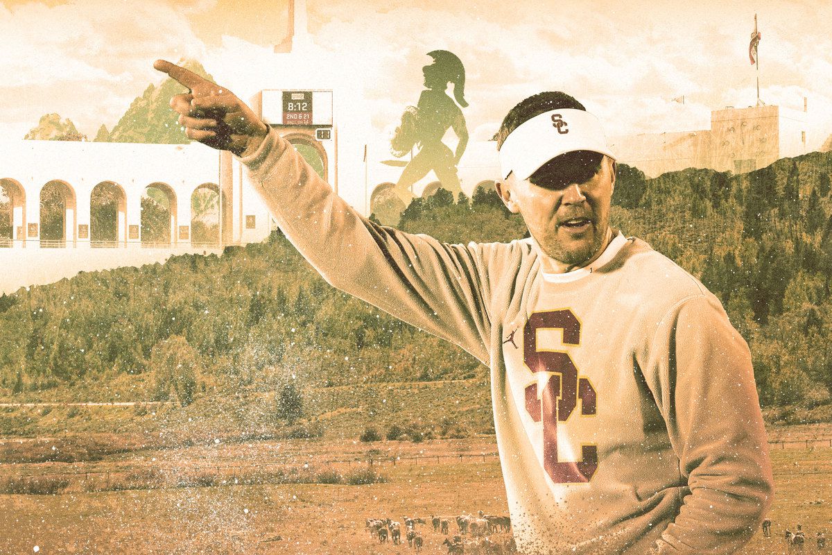 Lincoln Riley Leaving Oklahoma to be USC new head football coach // The