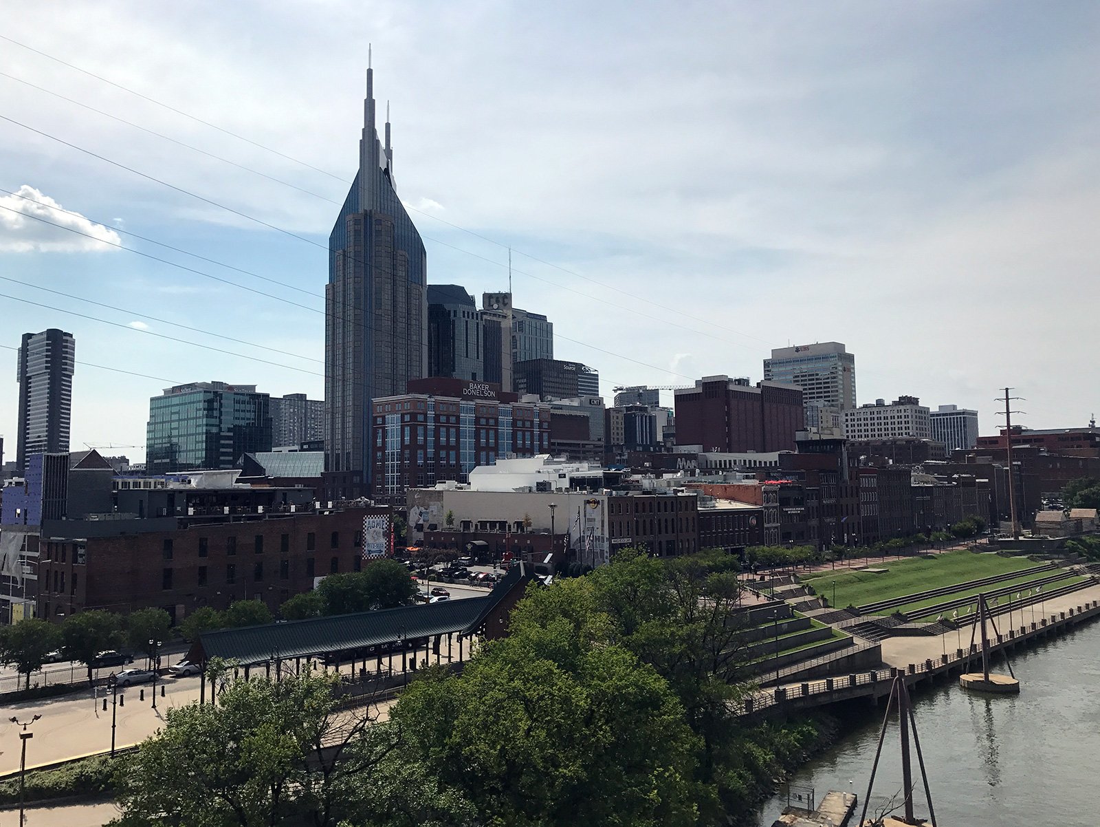 Nashville, Tennessee Jets Like Taxis