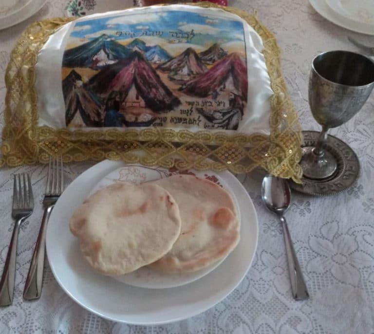 Who Said Jews Need to Eat Braided Challah on Shabbat?