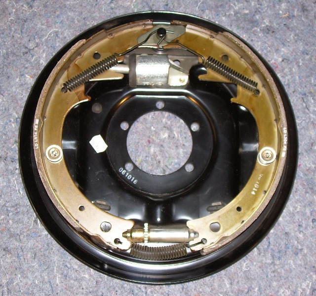 Hydraulic Brake Assembly, 12" dia Drum Brakes, RH side Johnson