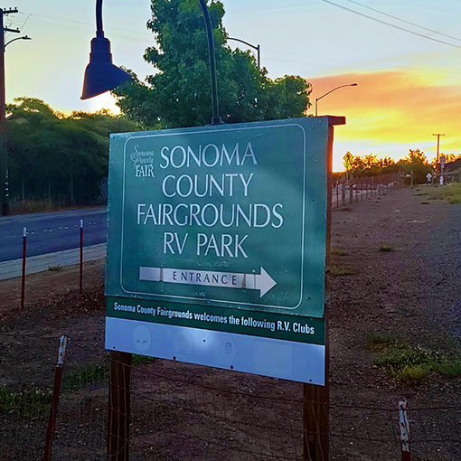 Santa Rosa Fairgrounds & Into Oregon Jan & Flash Over The Road