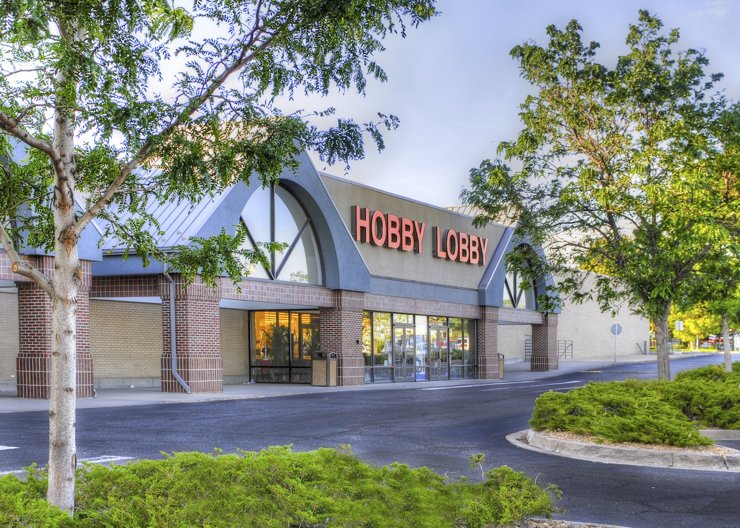 Quebec Village Shopping Center JG Management