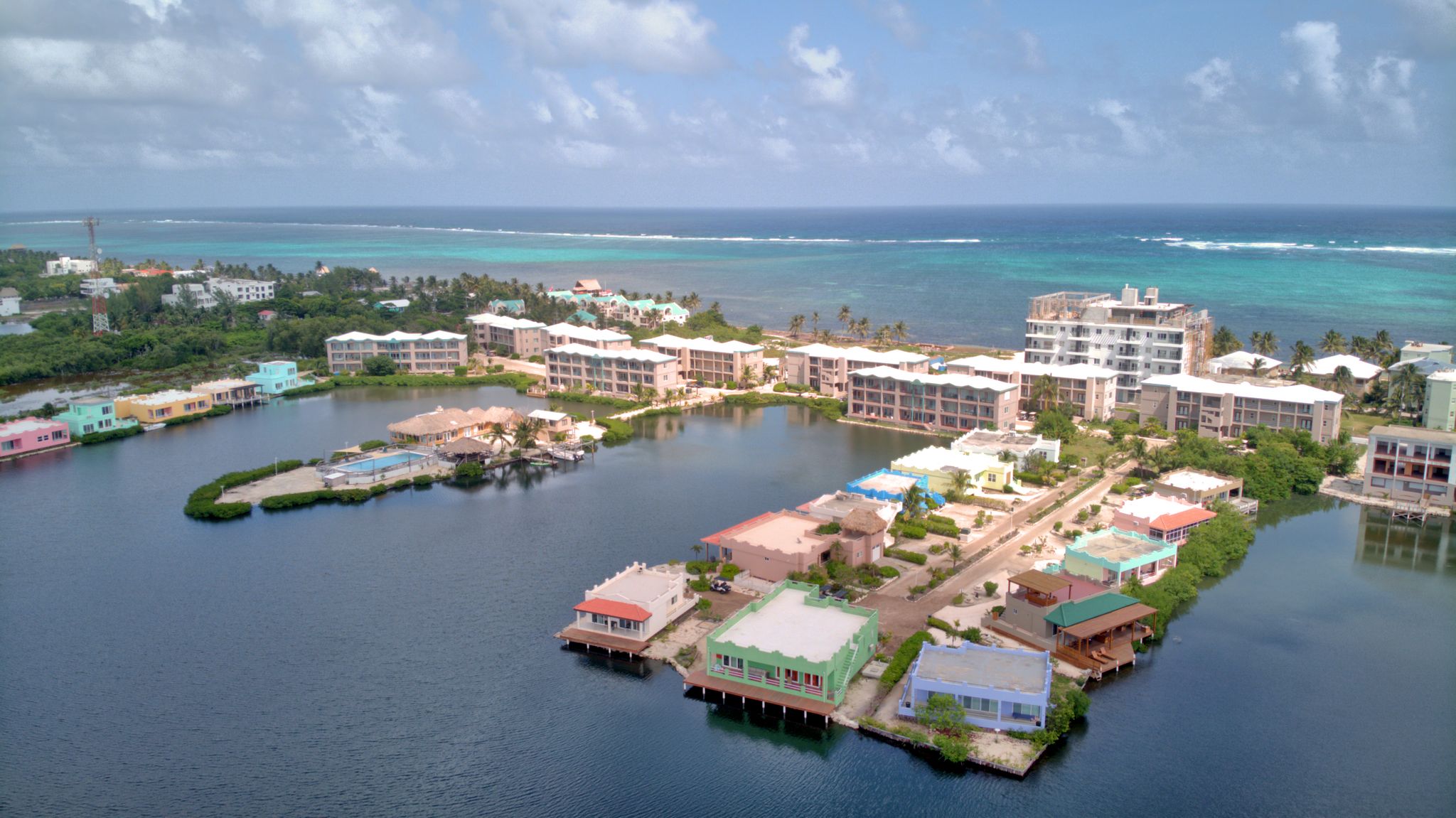 Long Term Rentals Waterfront Condos & Villas WhatsApp +5016102731