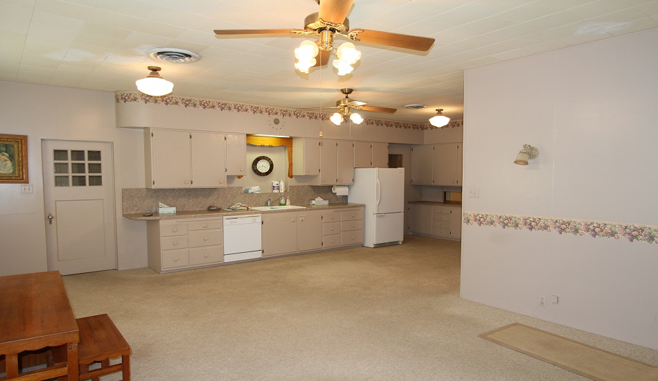 1401 28th Street Hondo, Texas J. Gruber Properties