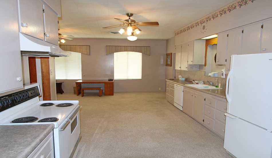 1401 28th Street Hondo, Texas J. Gruber Properties