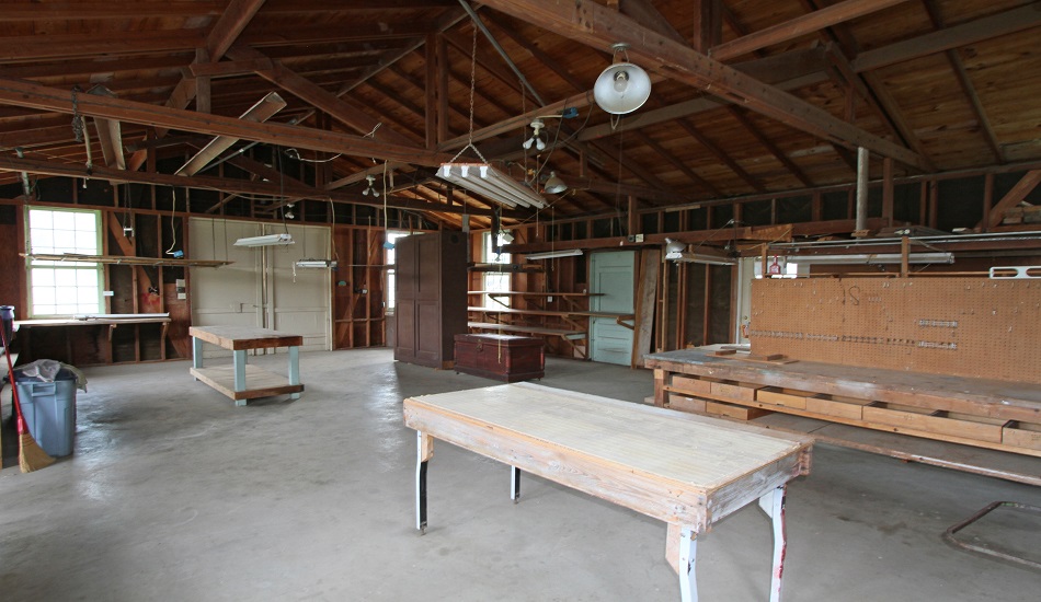 1401 28th Street Hondo, Texas J. Gruber Properties