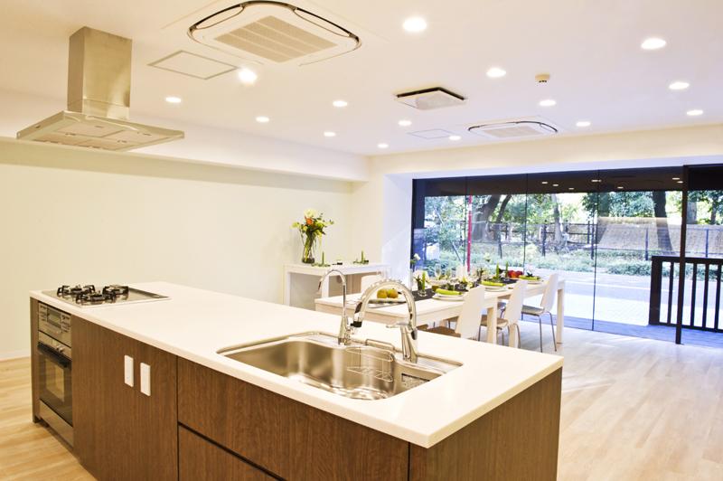 キッチン付きレンタルスペースが新宿御苑沿いにオープン! 新宿〜御苑〜四谷の旬に出会うWEBメディア『JG』公式サイト