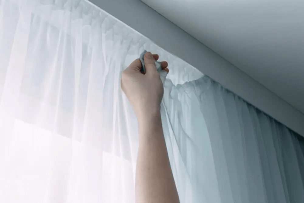 How to Hang Sheer Curtains?