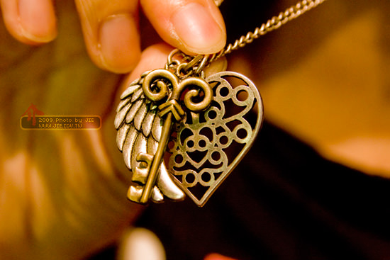 愛心翅膀項鍊