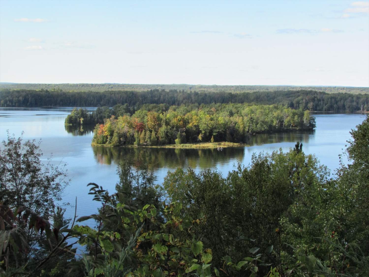 Solve AuSable River 3 jigsaw puzzle online with 80 pieces