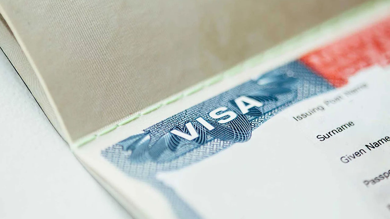 Trump To Extend US Work Visa Freeze To YearEnd White
