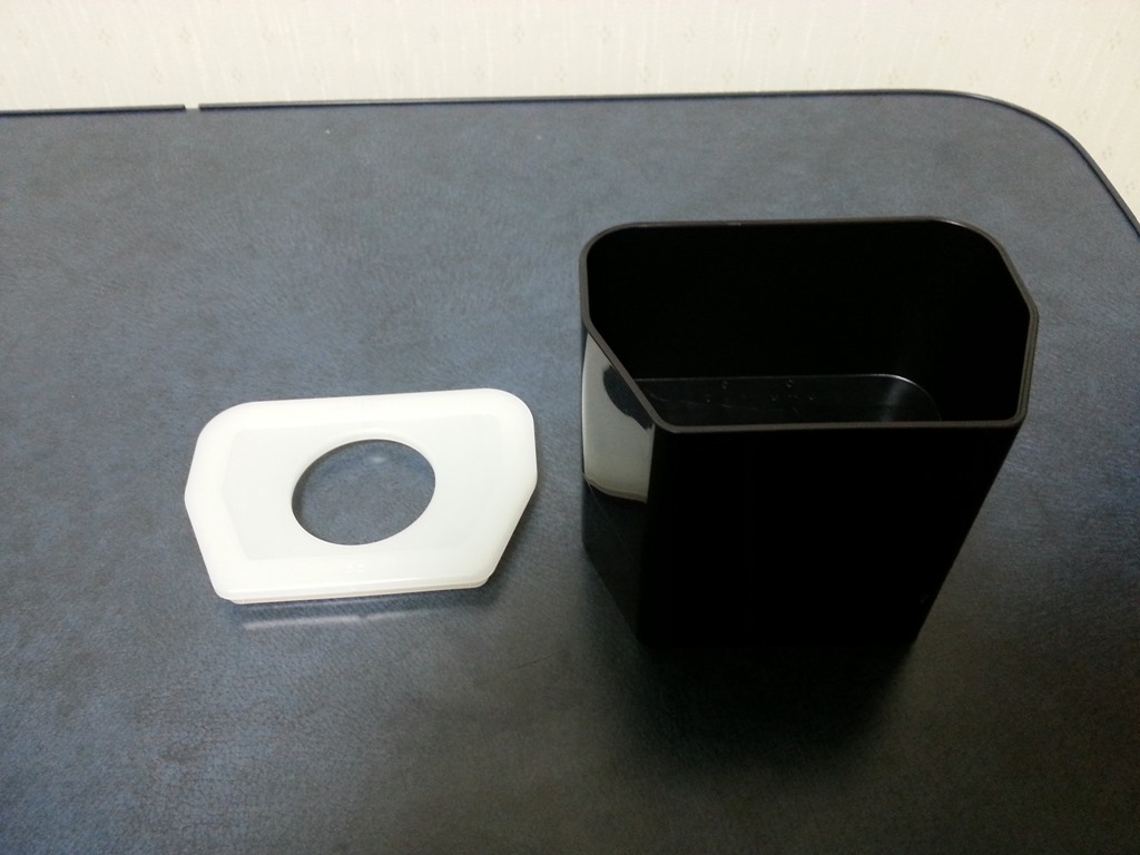 脚のびたくん でカジュアルこたつが仕事用に生き返りました 継ぎ脚すげえ 人生一度 腰椎破裂骨折にも負けない