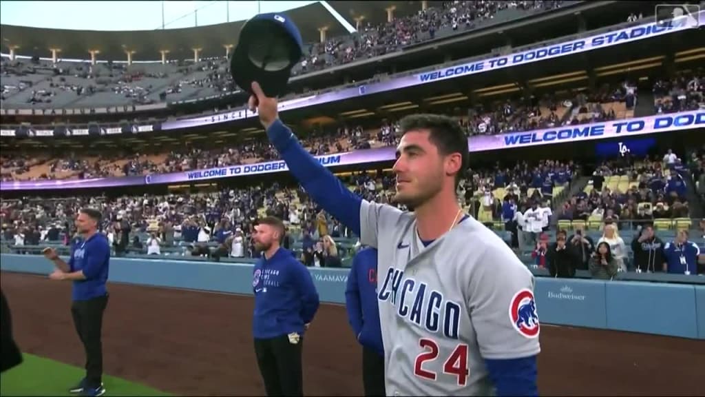Standing ovation given to him by Dodgers fans, Cody Bellinger