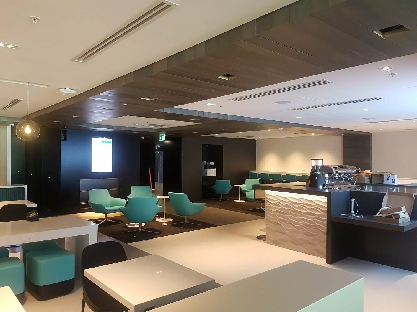 Koru Lounge JISL