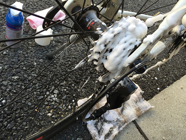 15分で自転車を掃除！ワコーズ・フォーミングマルチクリーナー