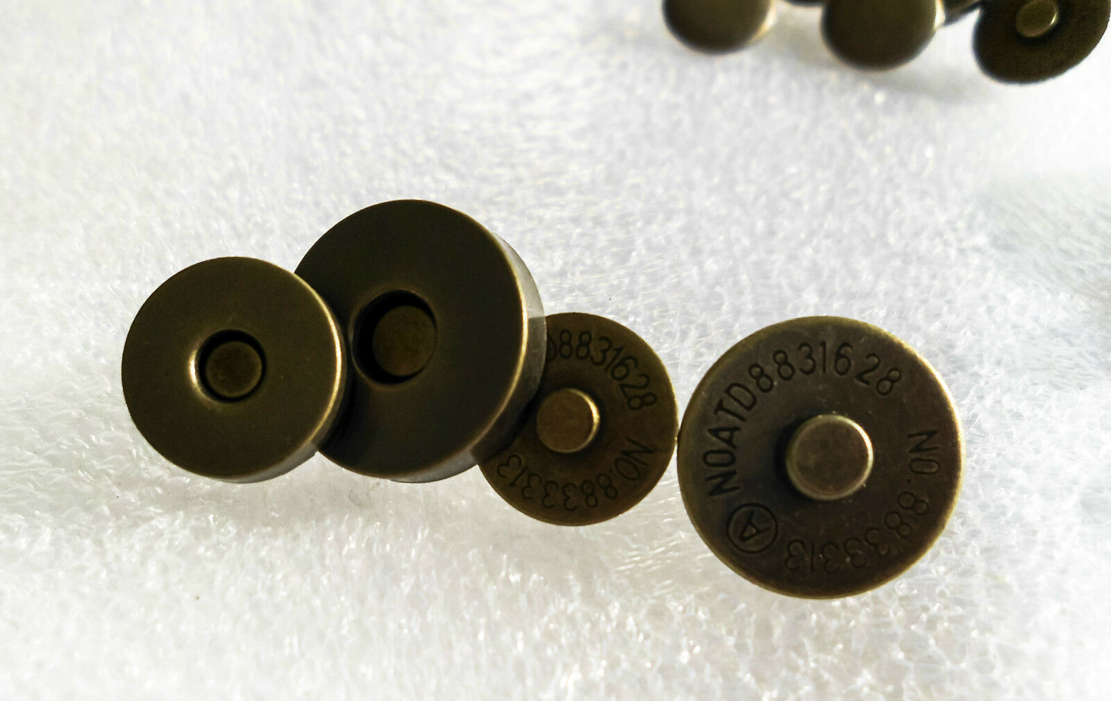 Catches Latches Antique Brass Snaps with legs or caps size 18mm or 14mm Jaszitup