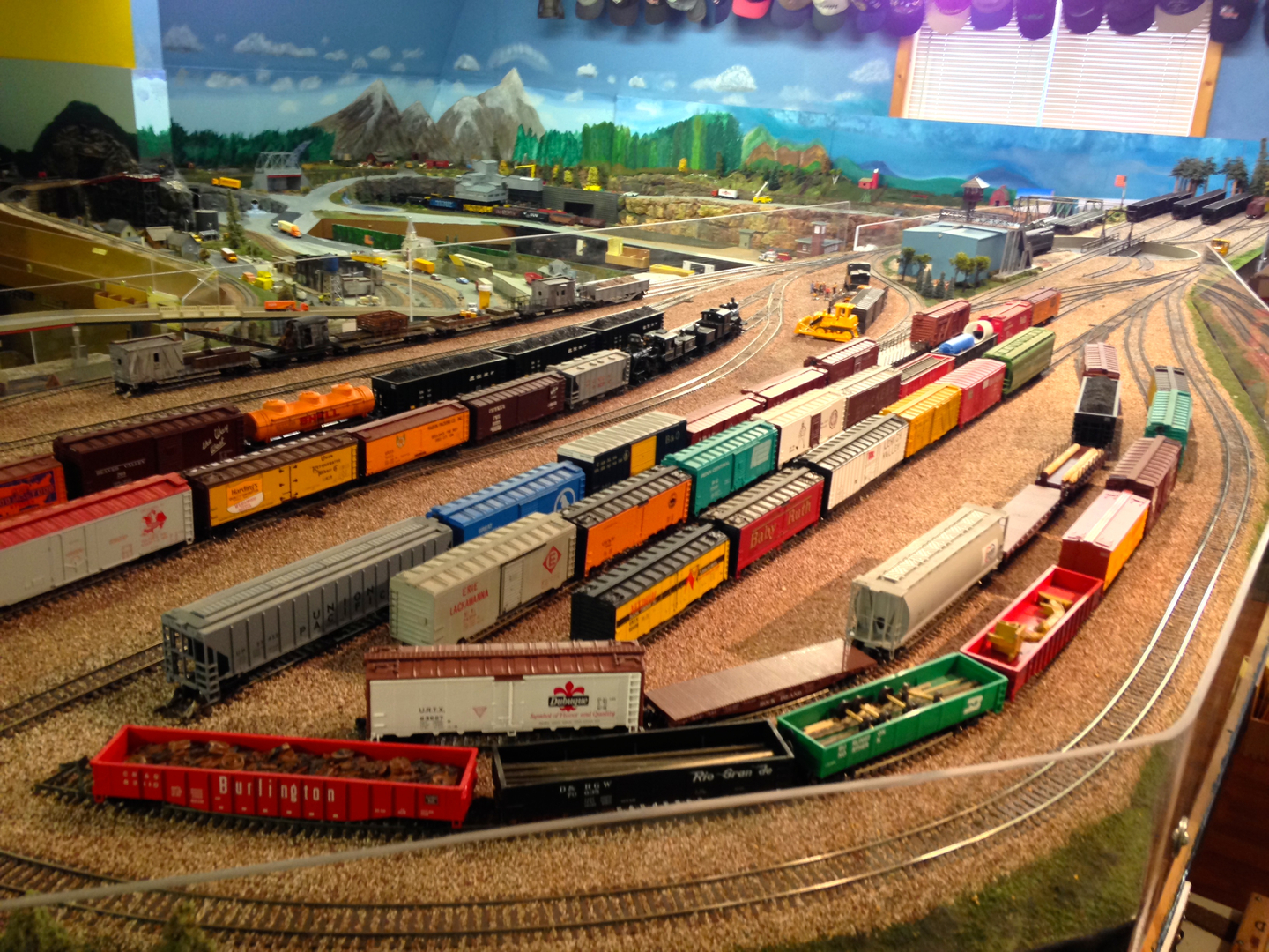 Store JJCL Model Train Shop