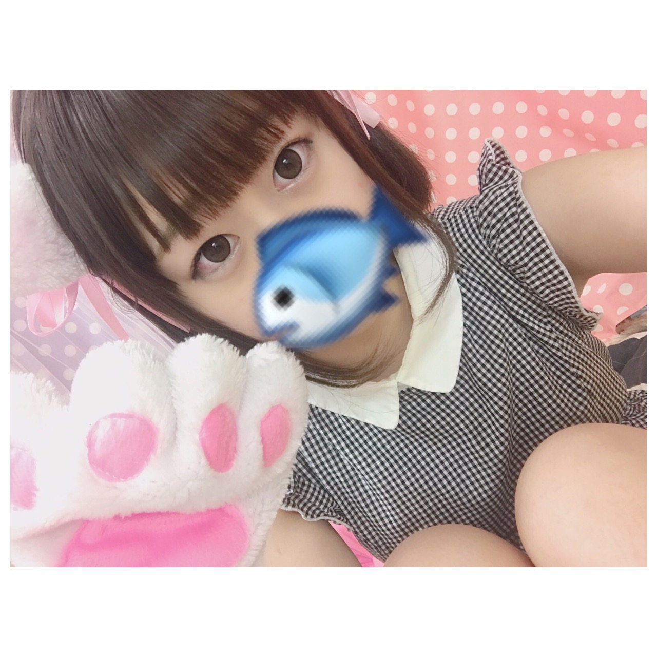 {CAPTION}