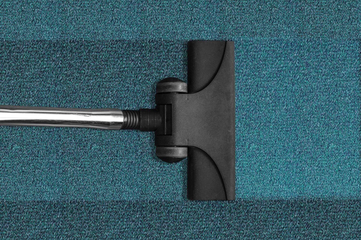 Teppichreinigung in Saarbrücken vom Profi JLClean