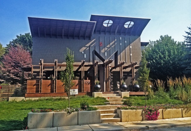 Sundial House