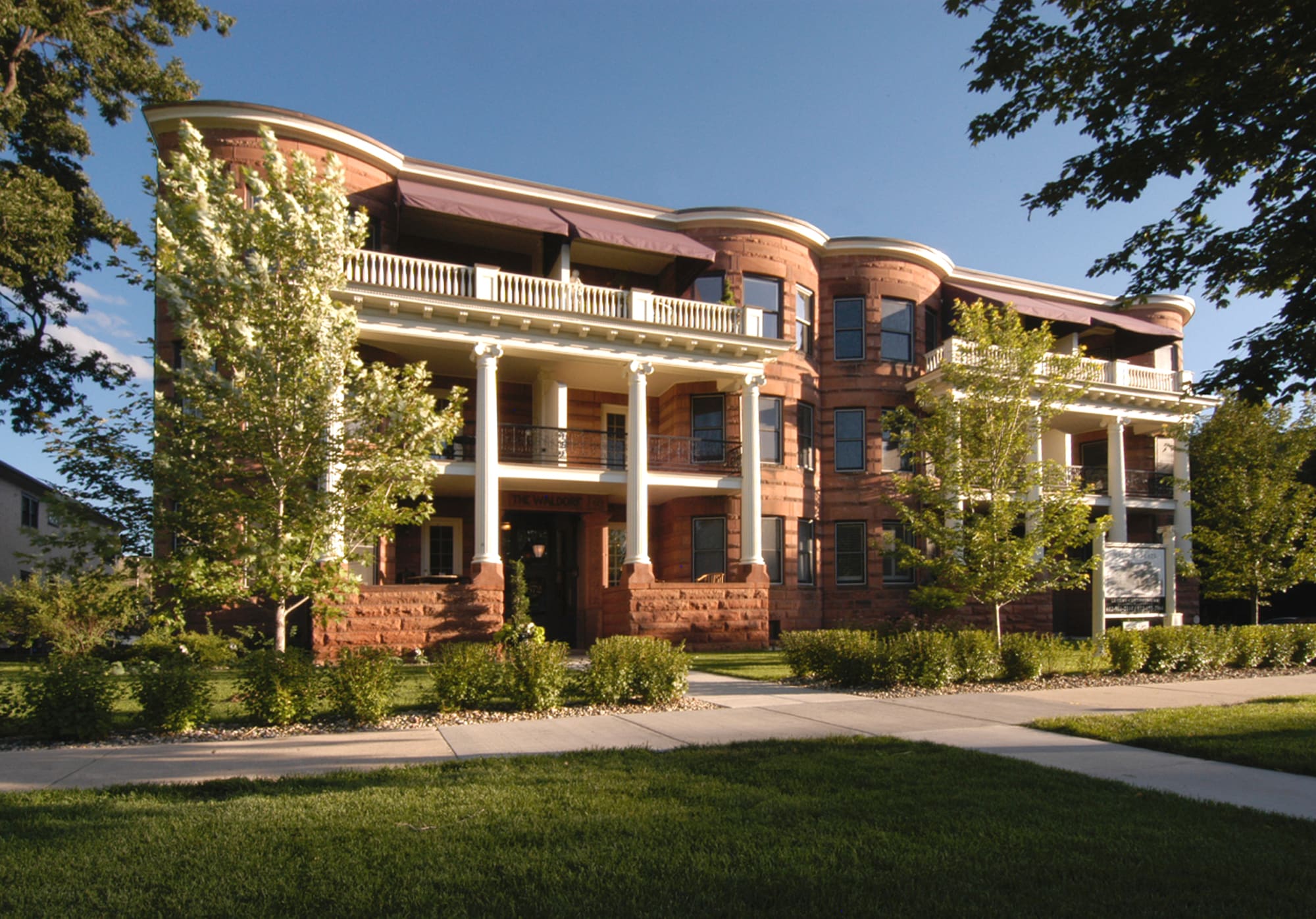 Waldorf Flats JLG Architects