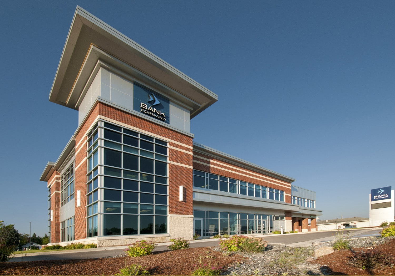 Bank Forward JLG Architects