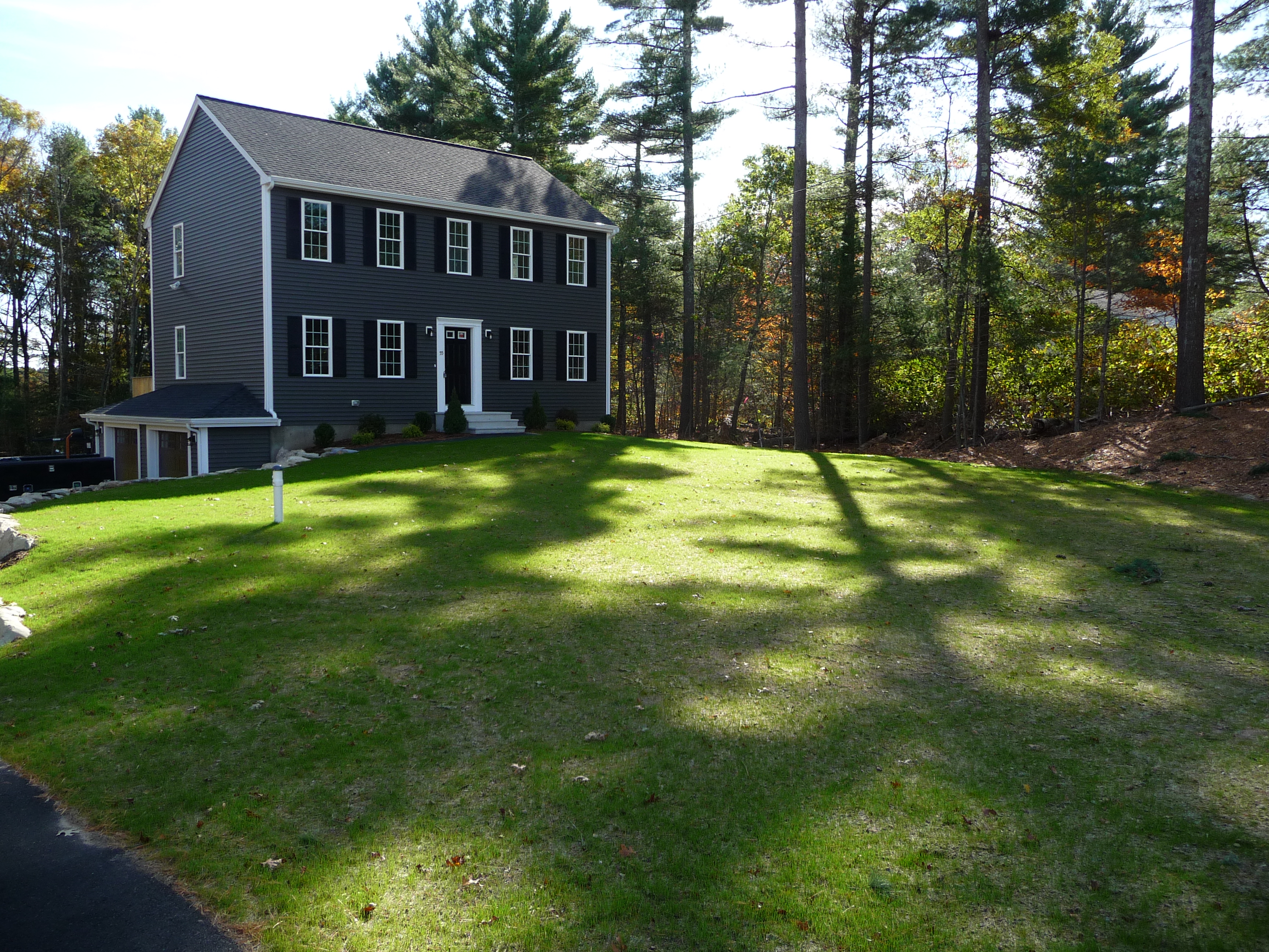 BEAUTIFUL COLONIAL WITH A 2 CAR GARAGE FOR RENT IN CARVER! JLK Realty