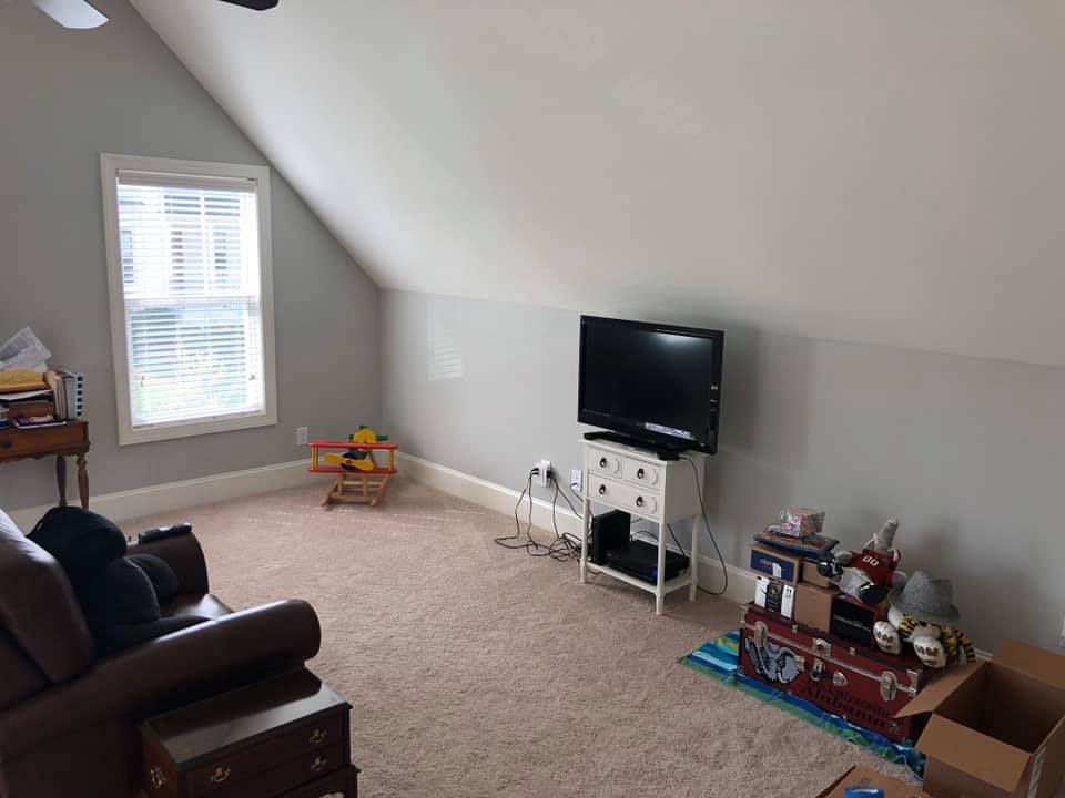 The 54 Sample How To Decorate An Angled Wall For Small Space