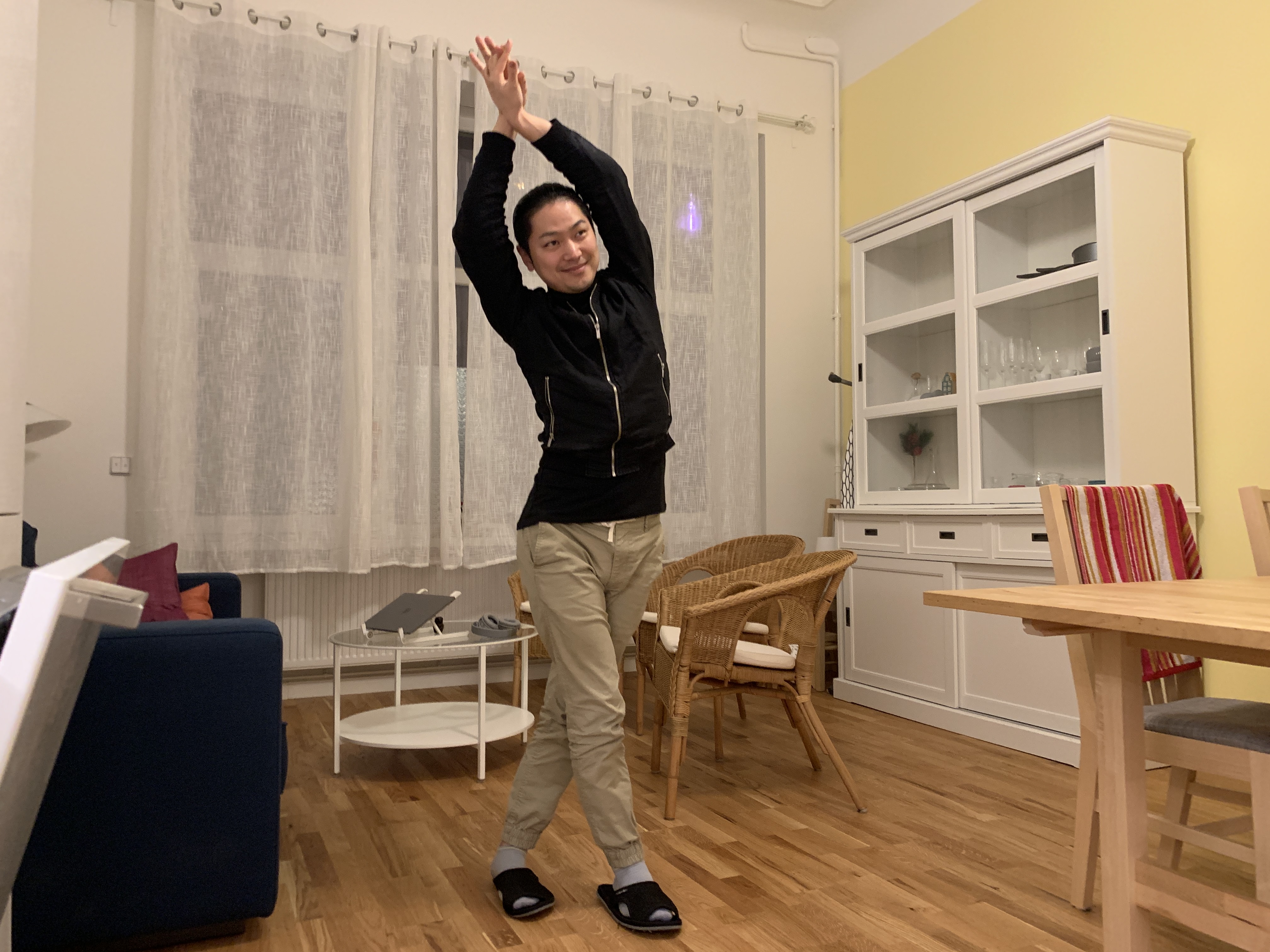 デュークズウォーキングをデューク更家公認インストラクターの方から習って1年以上継続してきた感想 jMatsuzaki