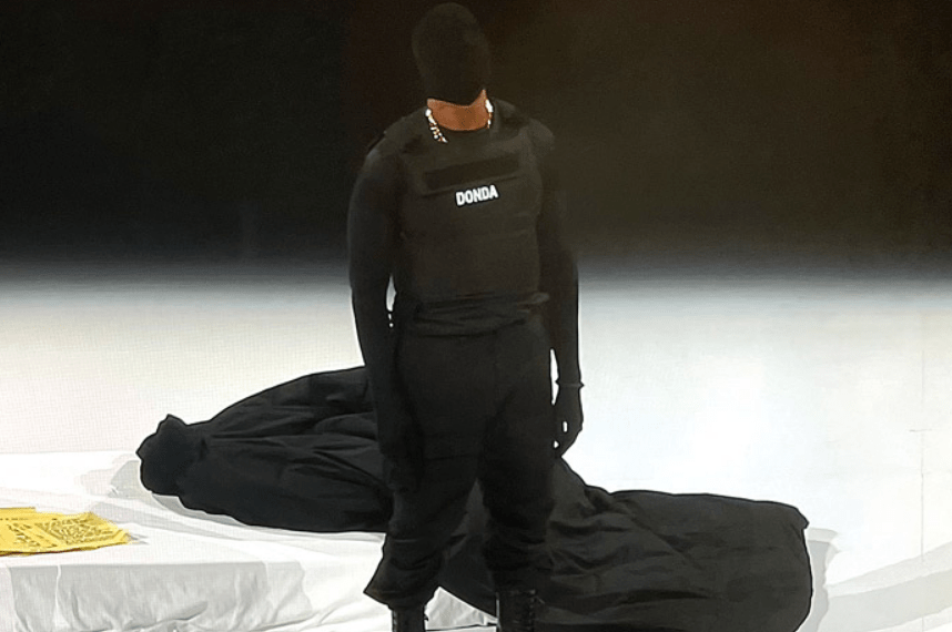 Kanye West’s ‘Donda’ Headed For No. 1 With Biggest Week Of 2021 JMBASHA