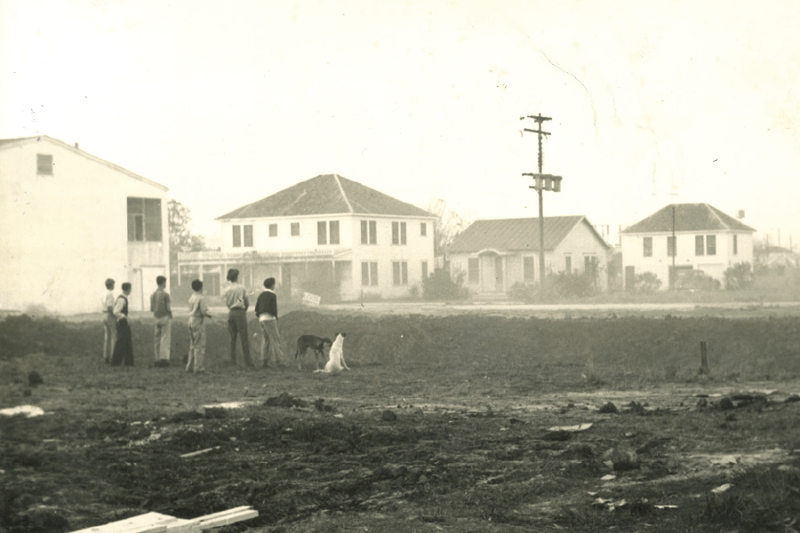 Historic Pasadena Post Office J. Morales