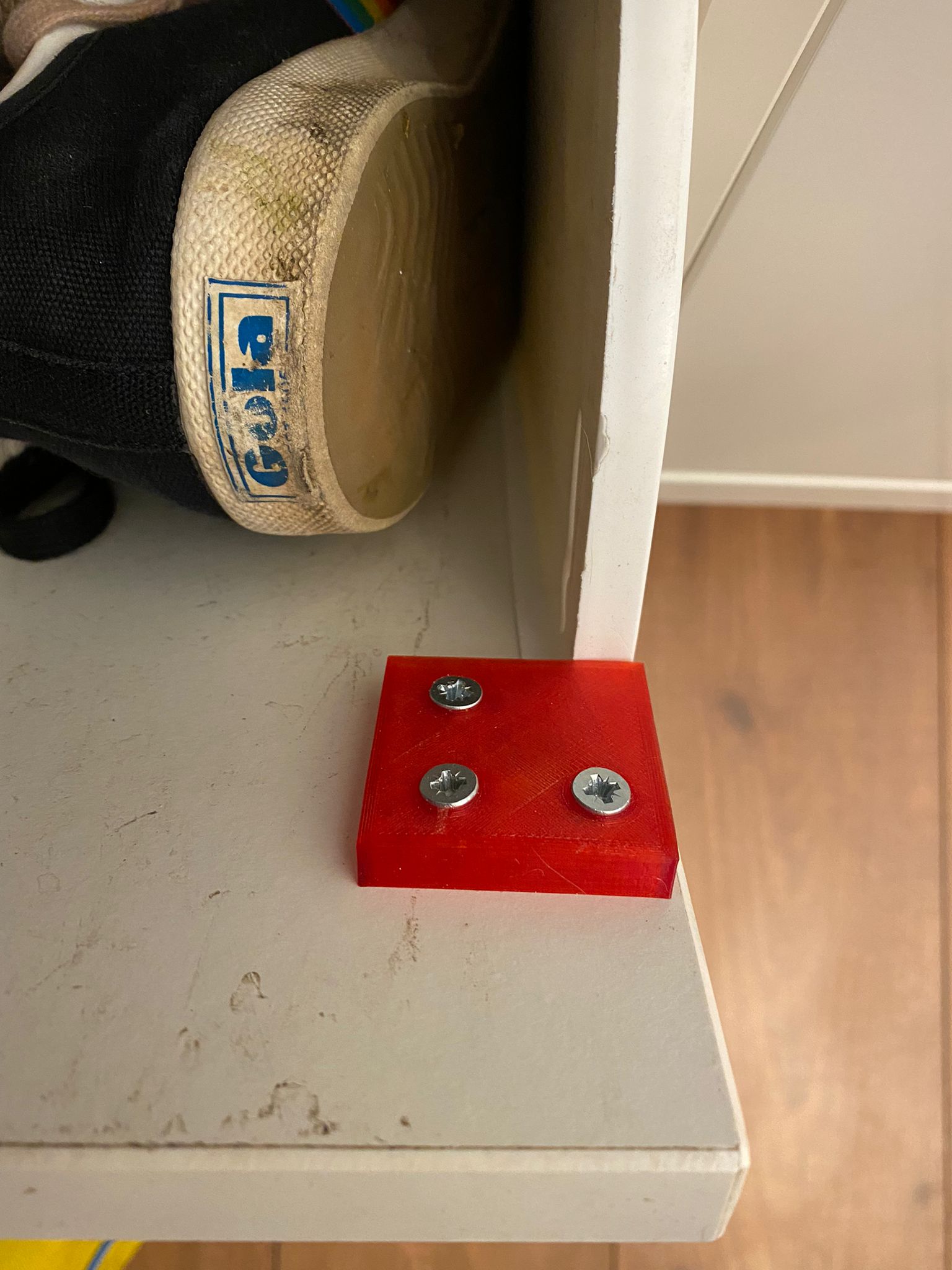 jmtd → log → IKEA HEMNES Shoe repair