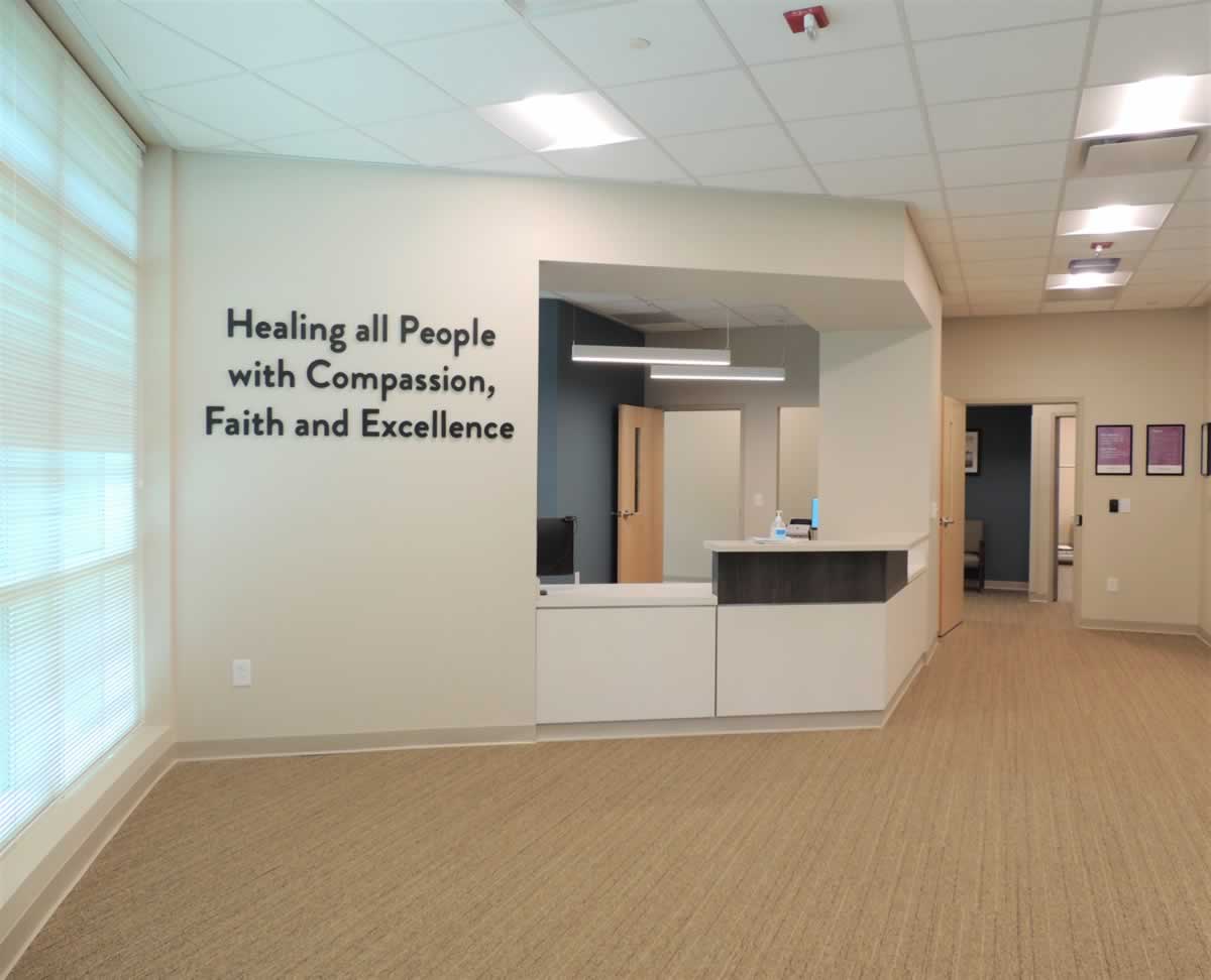 Center for Knee and Hip Replacement at Roper St. Francis Mount Pleasant