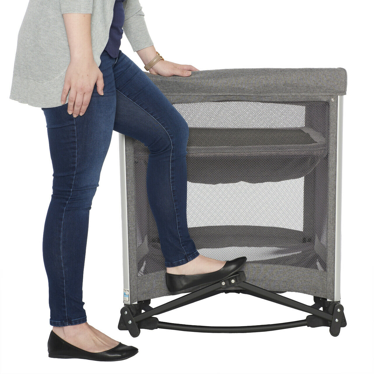 HALO® DreamNest 3in1 Open Air Portable Crib with Breathable Mesh