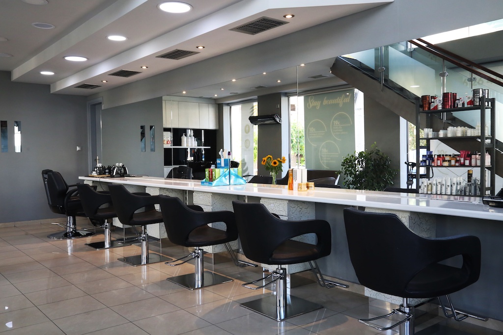Επικοινωνία Joanna's Hair & Nail Spa, κομμωτήρια Γλυφάδα και Φάληρο