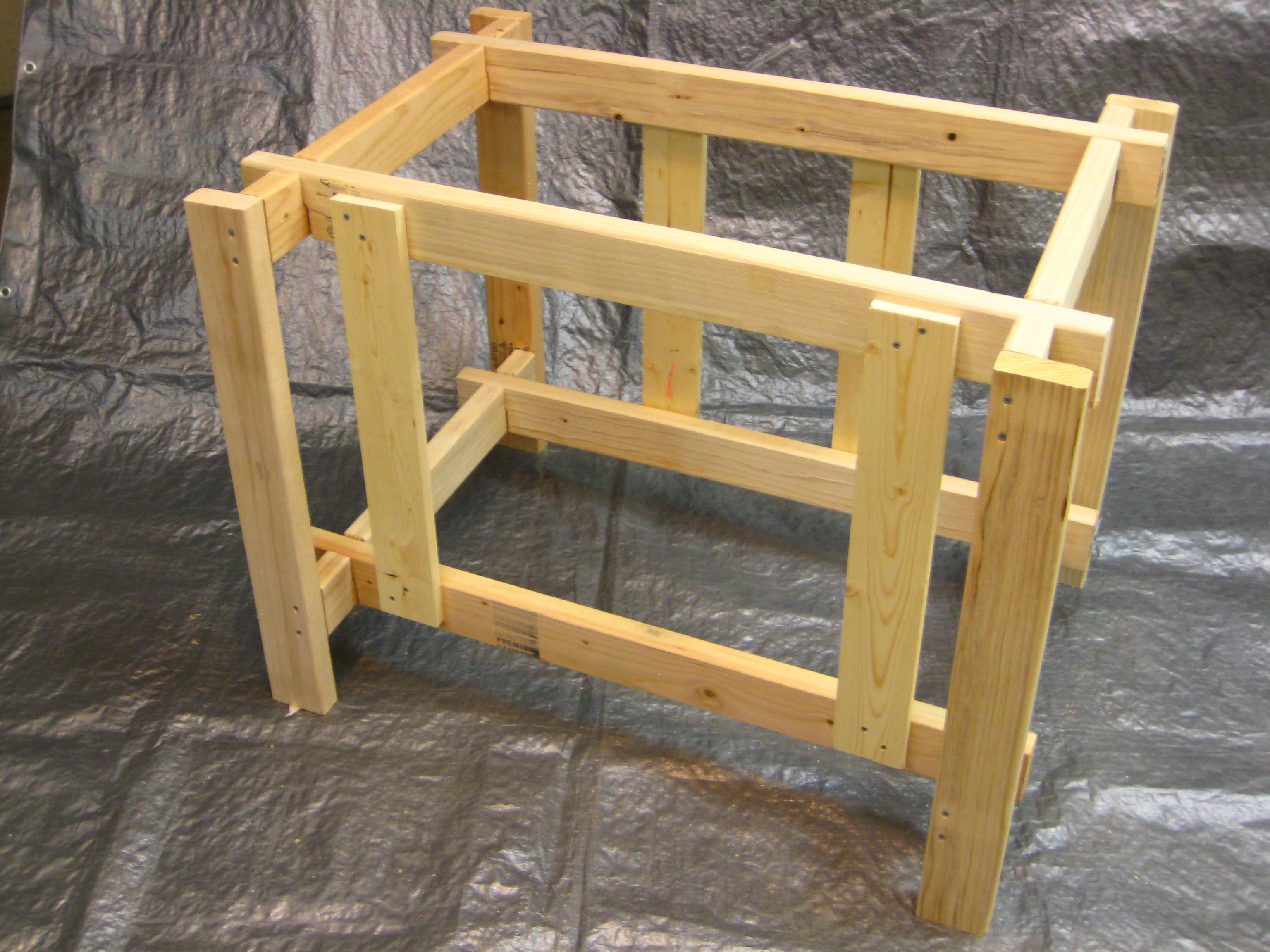 JoeBcrafts Knockdown Workbench Plan Inexpensive 2x4 Construction