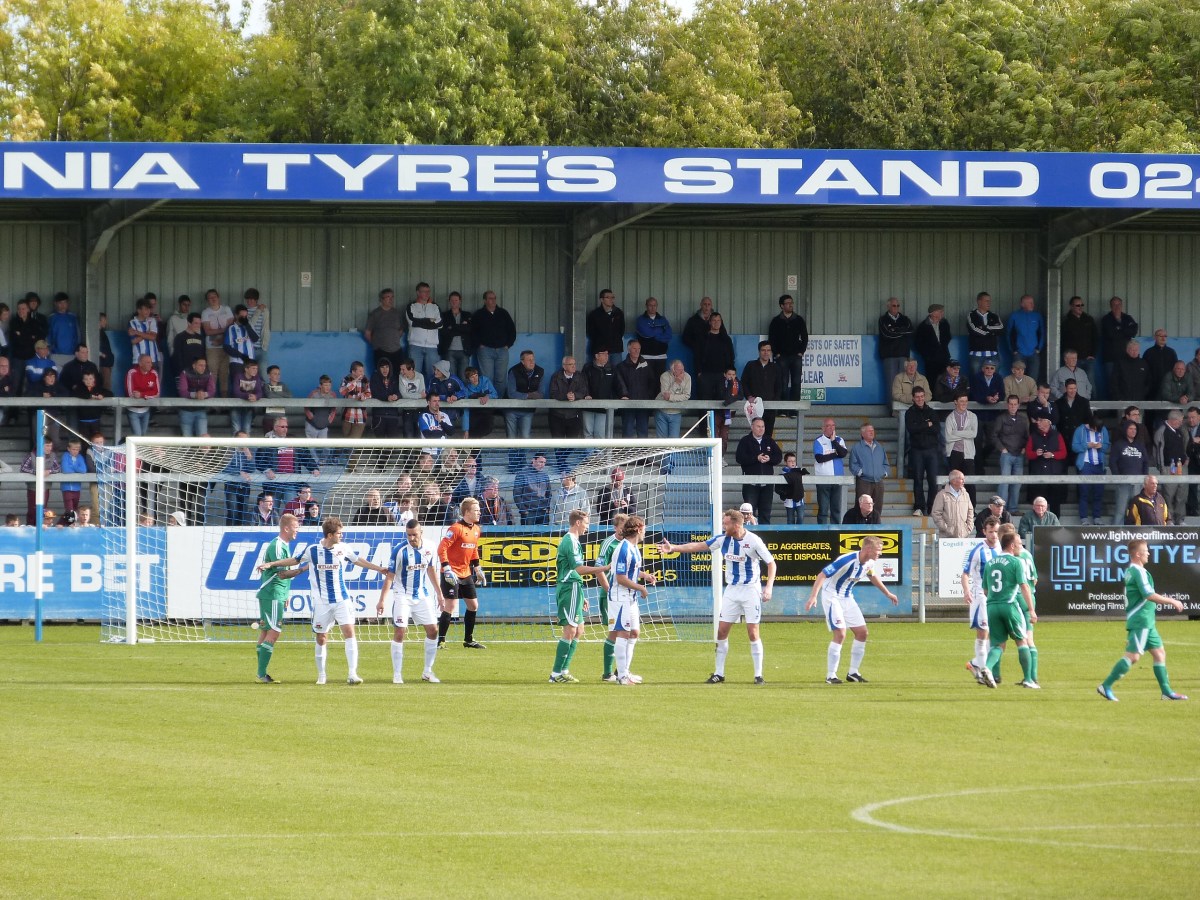 Nuneaton 00 Wrexham The Joe Clarke Project
