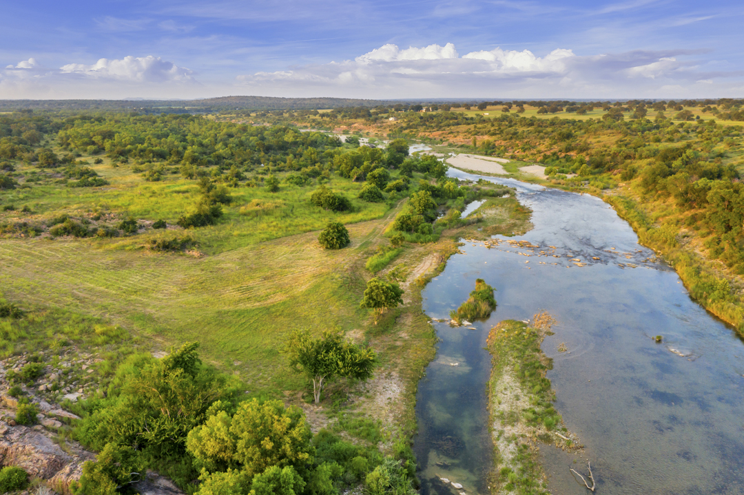 Bend of the Llano River Ranch Joe David Yates & Associates
