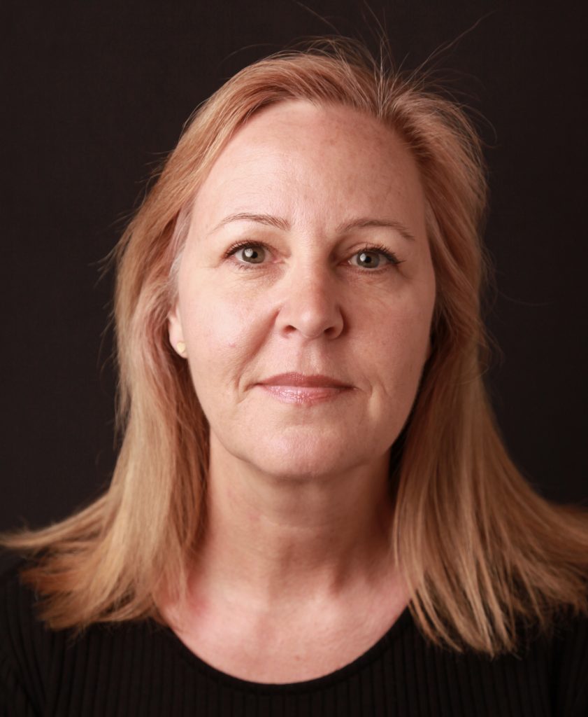 Headshots / Showreel / Voicereel JO EMERY