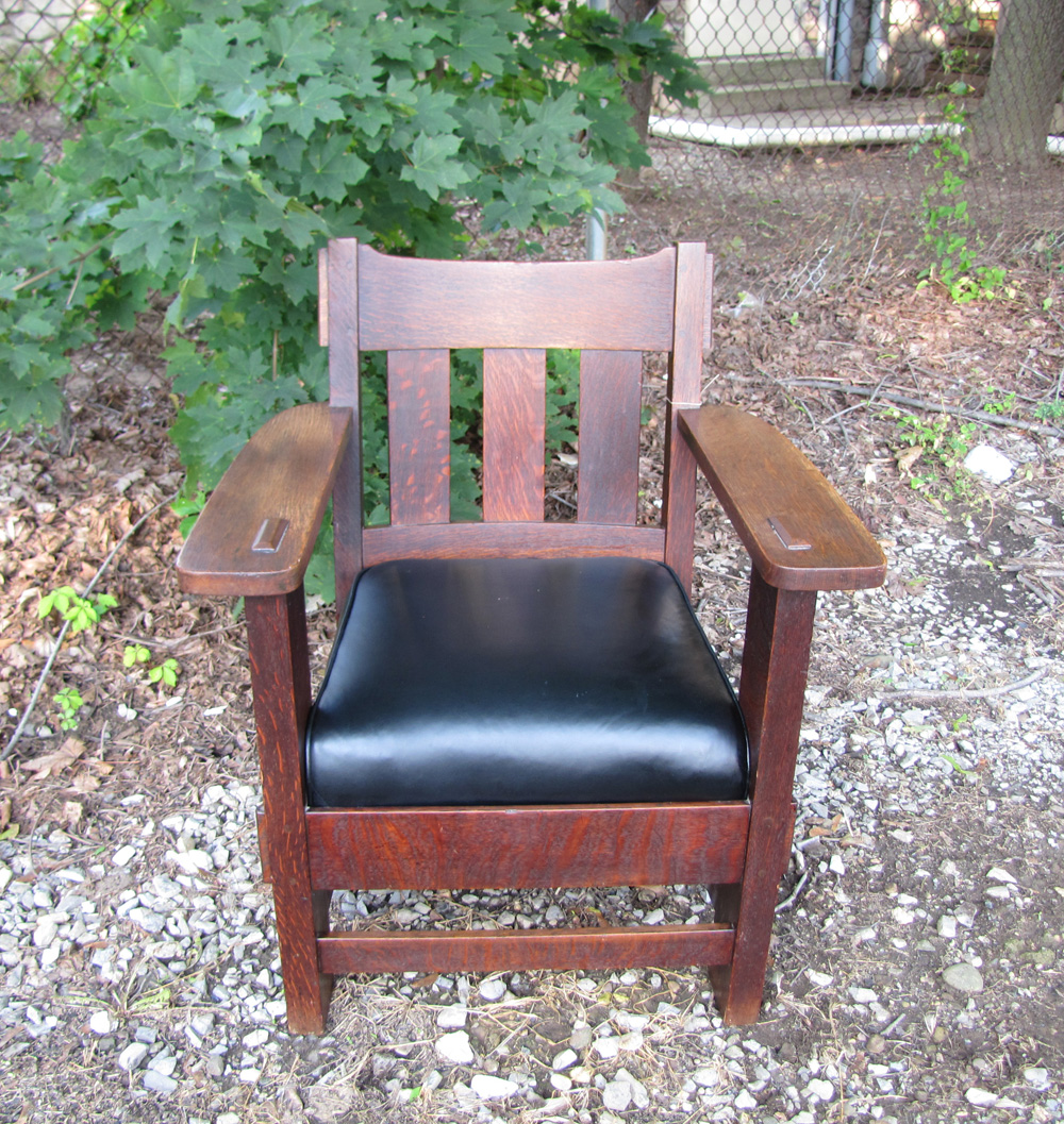 Superb Large Charles Stickley Arm Chair W3276 joenevo