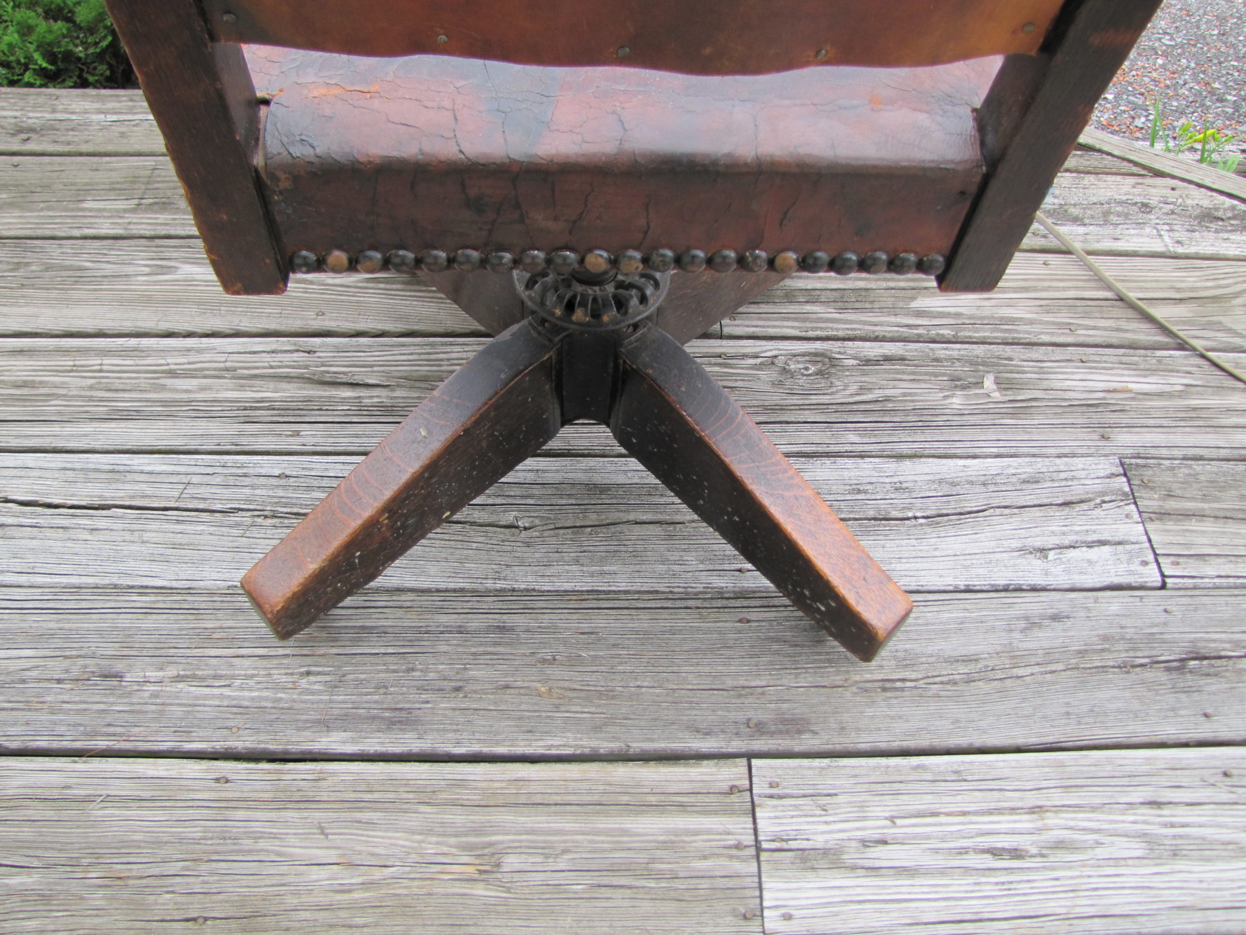 Superb Gustav Stickley Office Swivel Chair w4276 joenevo