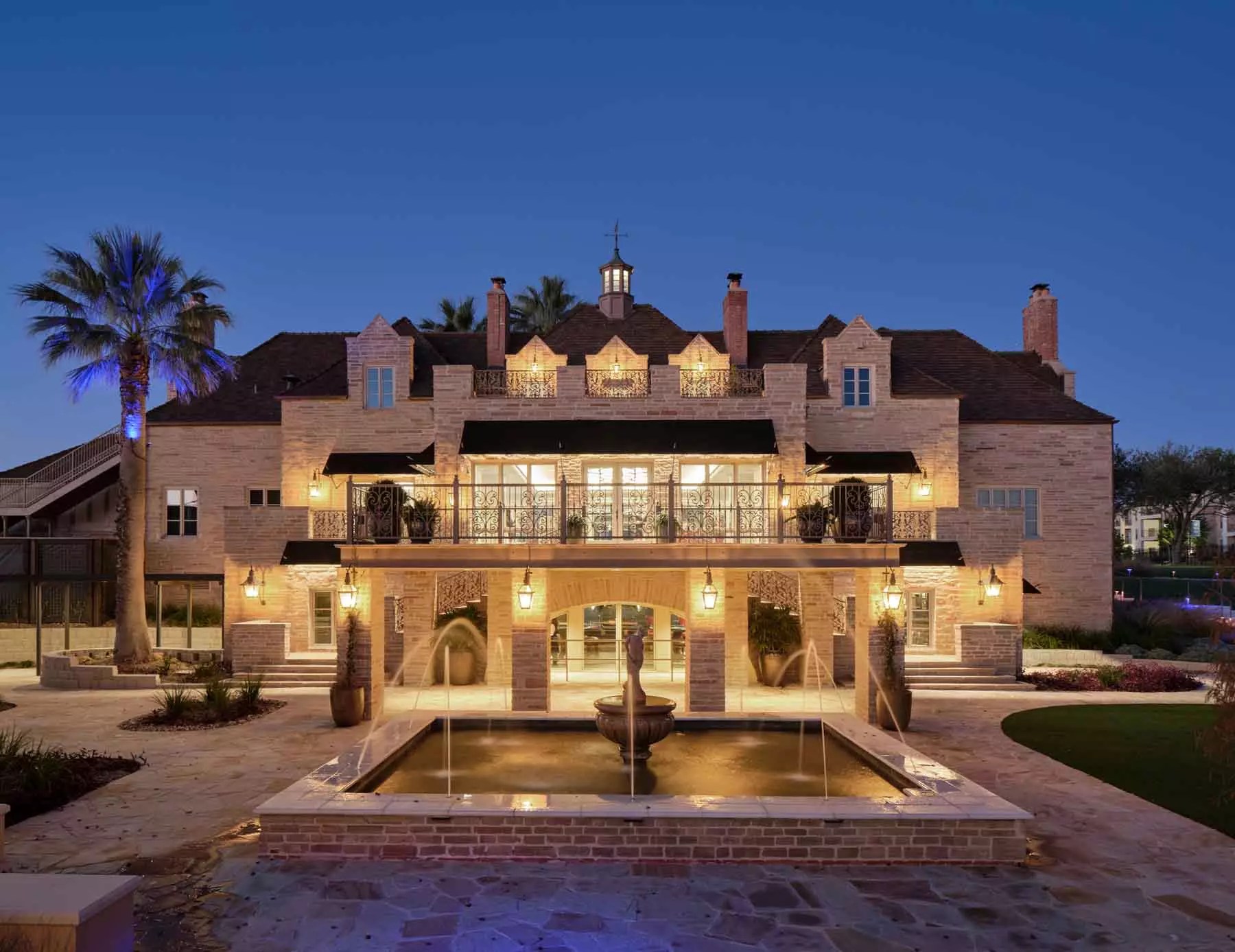 The Red Berry Estate Transformed Joeris General Contractors