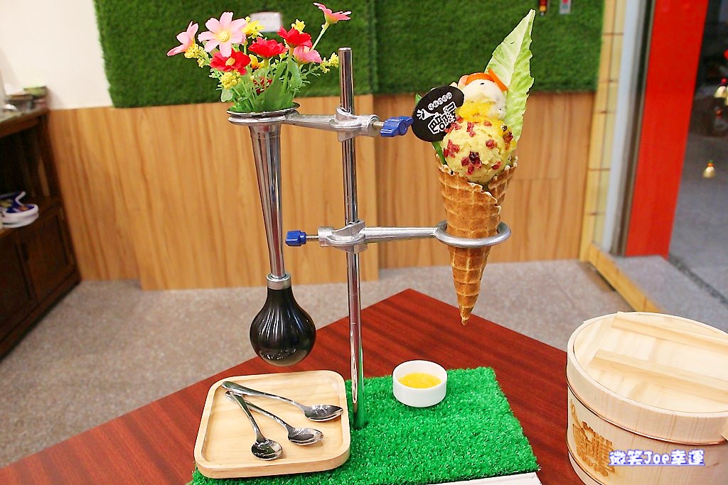 南屯|台中輕食推薦，巴部屋文心店!冰沙吸睛又好喝還有純鮮奶脆餅可以買!