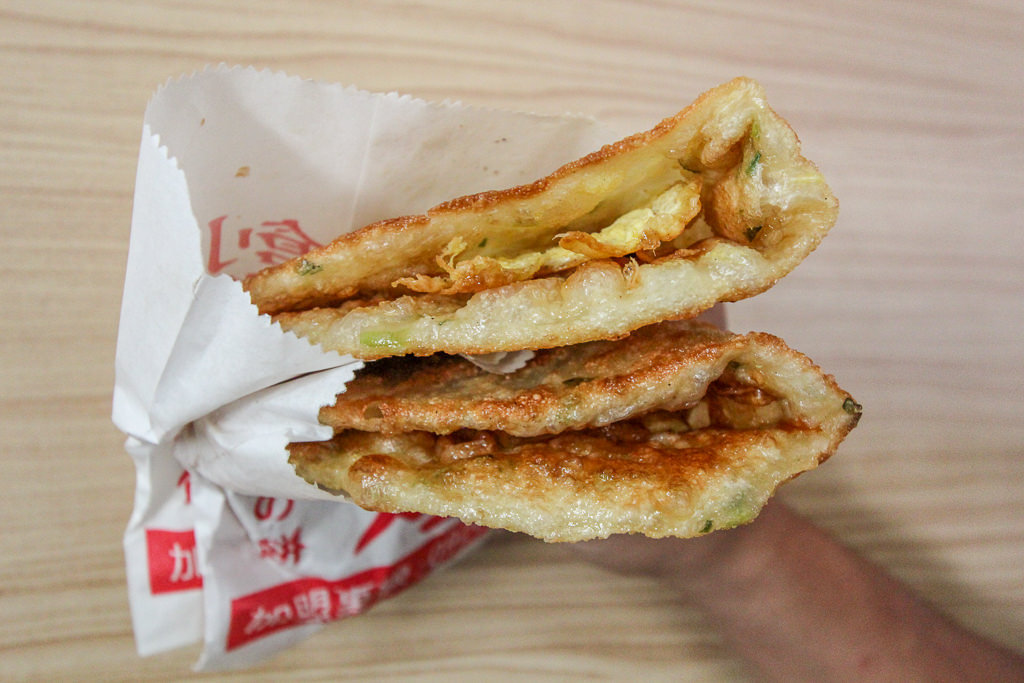 台中烏日，陳久煜手工蔥油餅，簡單美味的平價蔥油餅。