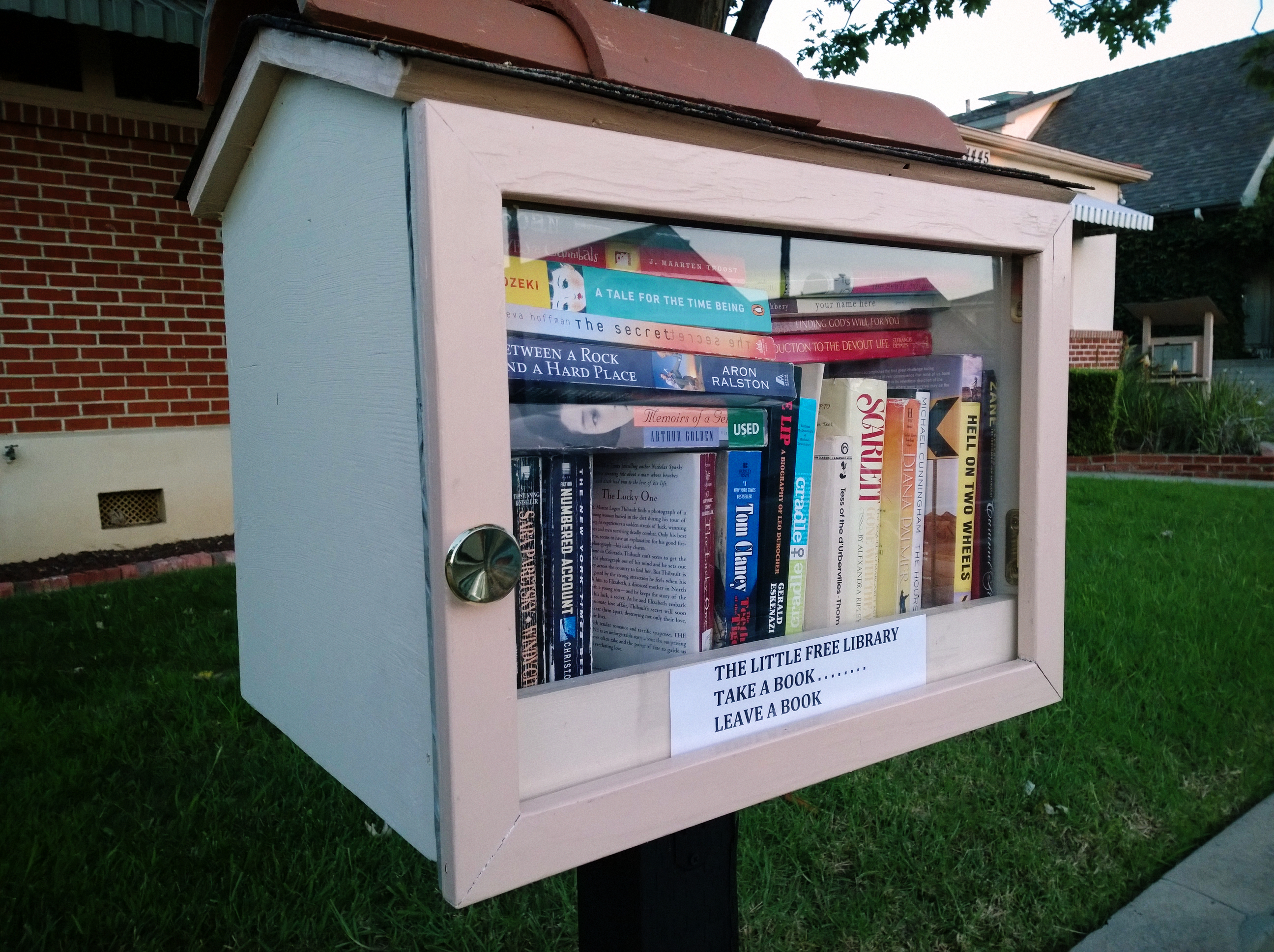 Our Neighborhood Library 5 Minutes with Joe