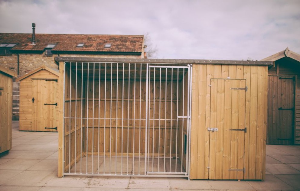 Dog House and Covered Run John Bright Fencing