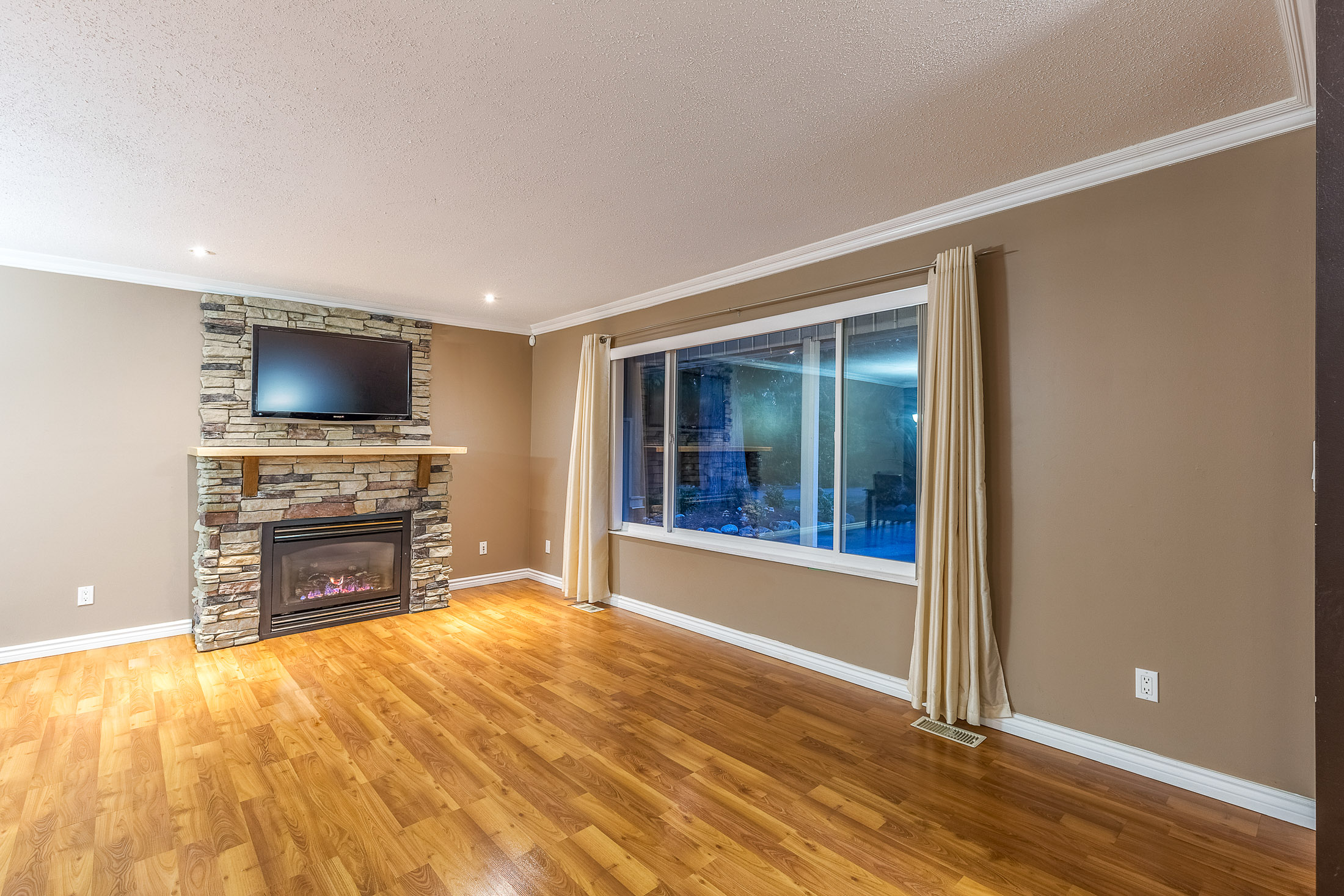 23262 Birch Avenue John Cashin Real Estate PREC