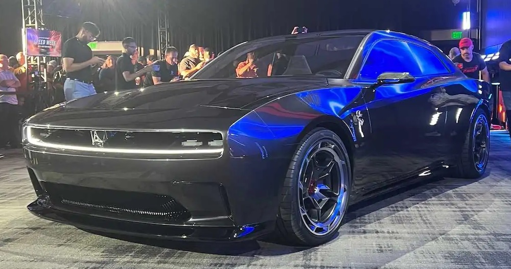 Listen To The Dodge Charger Daytona EV Concept As It Rev Its "Exhaust"