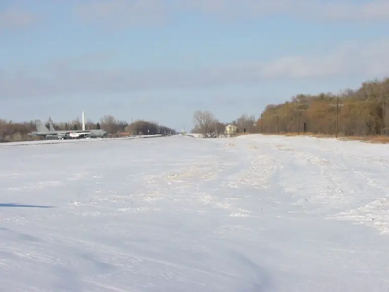 John Dee's Northwoods Cam Network Grand Forks, ND